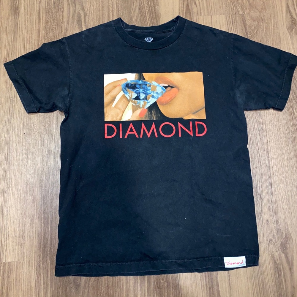 Diamond Graphic T-Shirt M